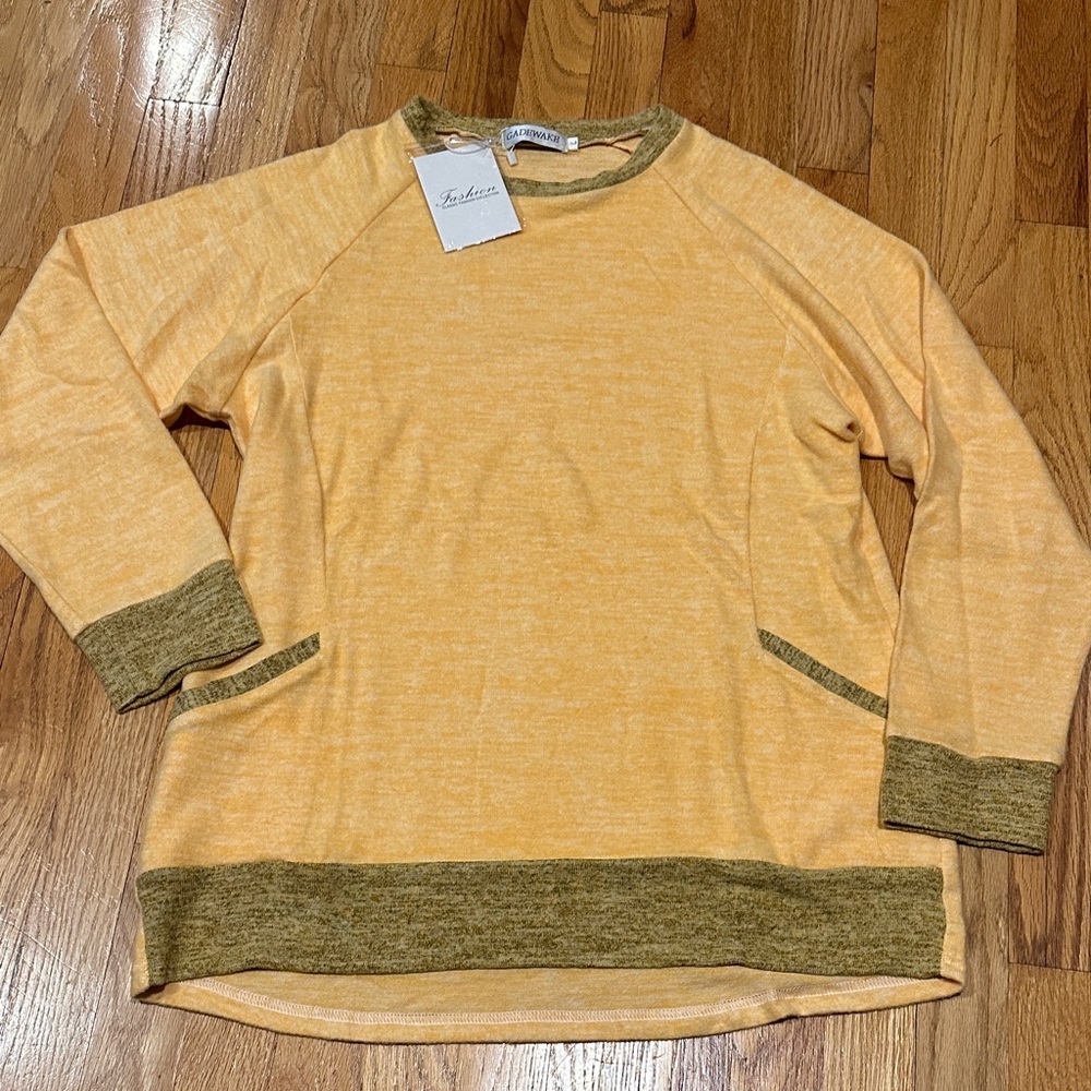 Super soft orange and brown long sleeved top